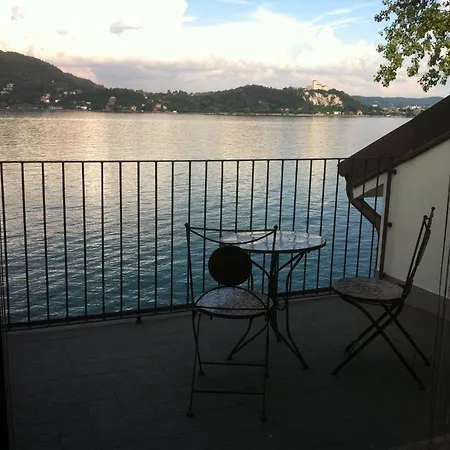 La Darsena Oda ve Kahvaltı Meina